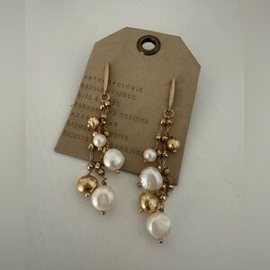 Anthropologie Prairie Pearl and Gold Dangle Earrings